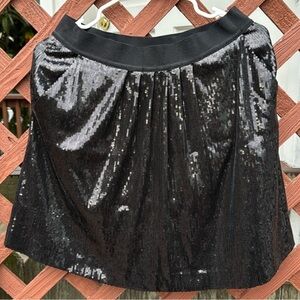 Ann Taylor Sequin Mini Skirt – Size 4 – NWT